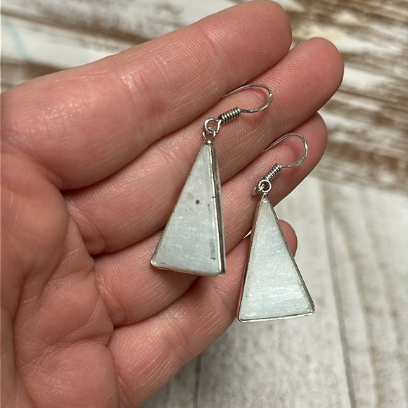Hemimorphite triangle drop white sterling silver gemstone crystal earrings - Picture 5 of 6